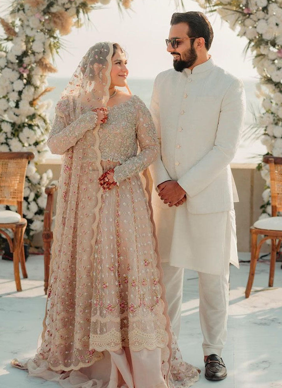 LOOKING BEAUTIFUL ON HER NIKKAH IN TALIB AZIZ.