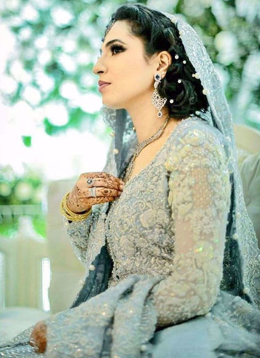 Mid week blues with shimmering Farah Talib Aziz Brides