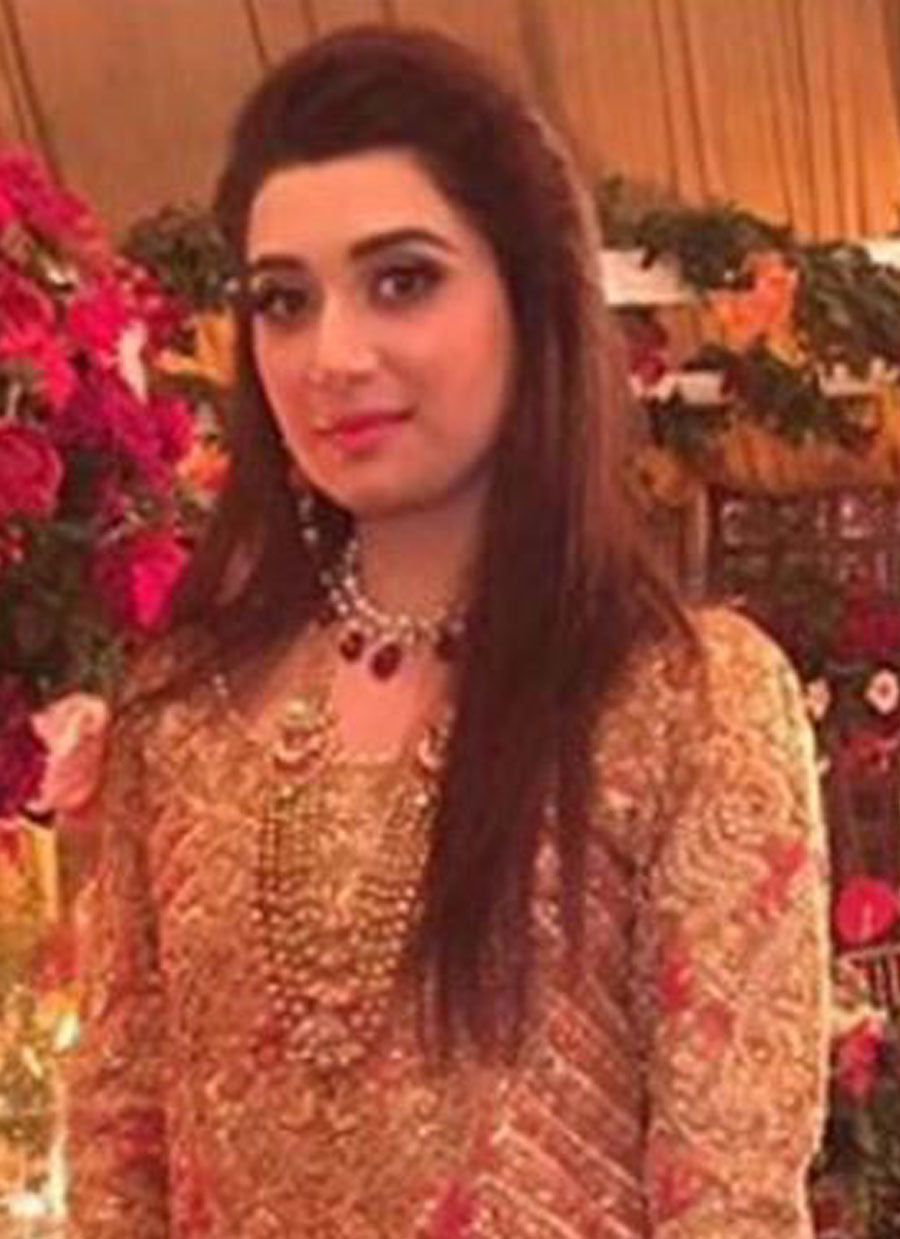 Saniya looking beautiful in a custom Farah Talib Aziz ensemble