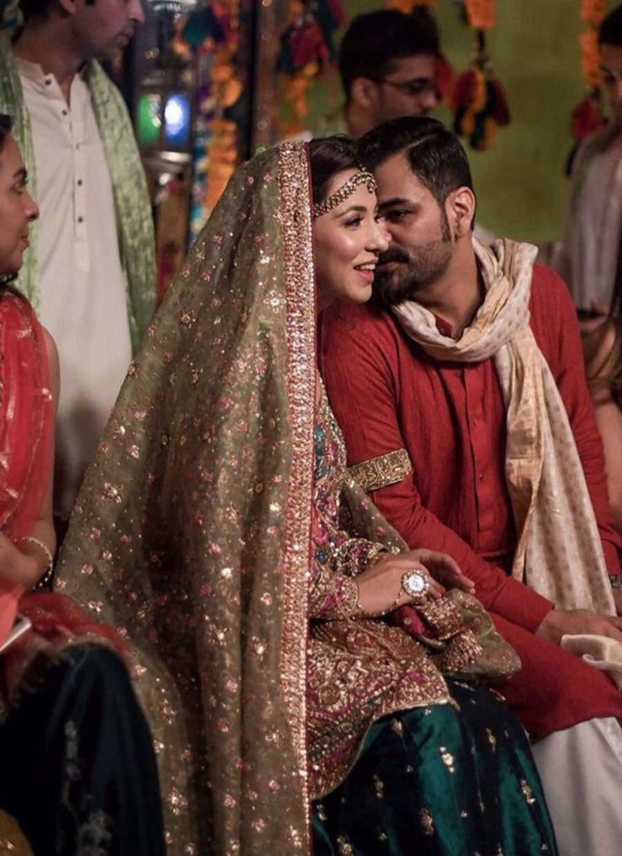 Anum Zuberi Is Captivating in a Traditional #Farahtalibaziz Kalidaar