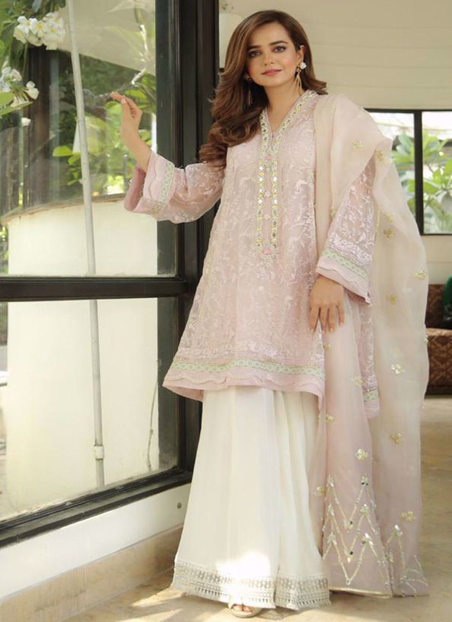 Sumbul Iqbal Beautiful in Our Mauve Sheesh Kurta
