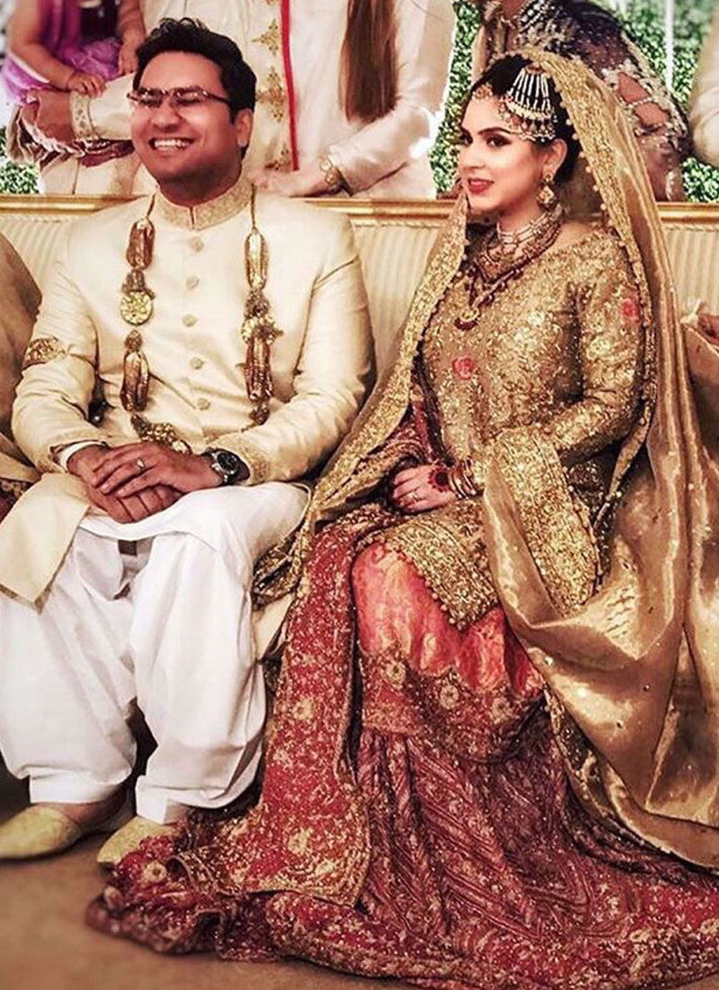 We love the old world charm of this traditional Farah Talib Aziz bridal