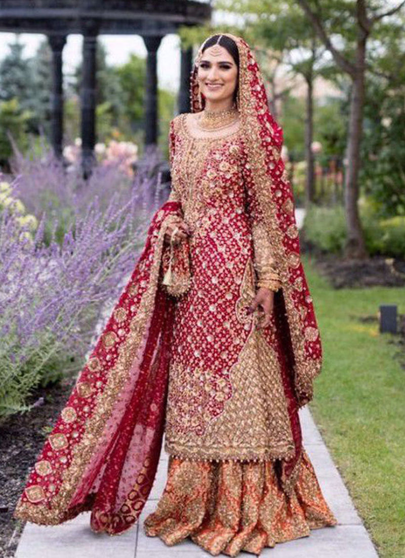 Saliha Ayub Gorgeous in a Stunning Scarlet #Farahtalibaziz Ensemble