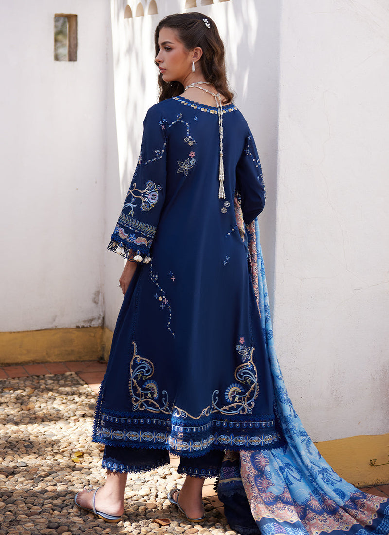 Nia Navy
