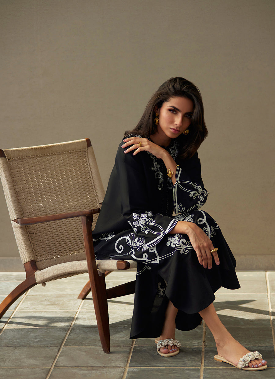 Serai Black Silk Kaftan