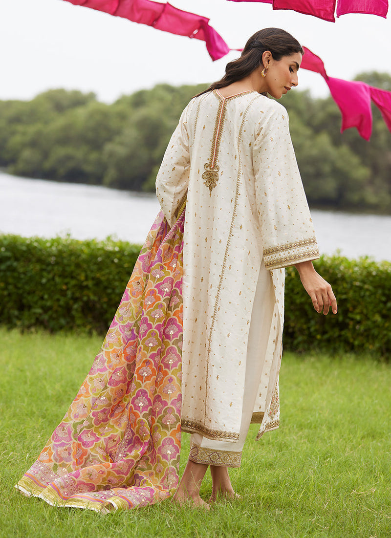 Ember Ivory Kurta And Dupatta