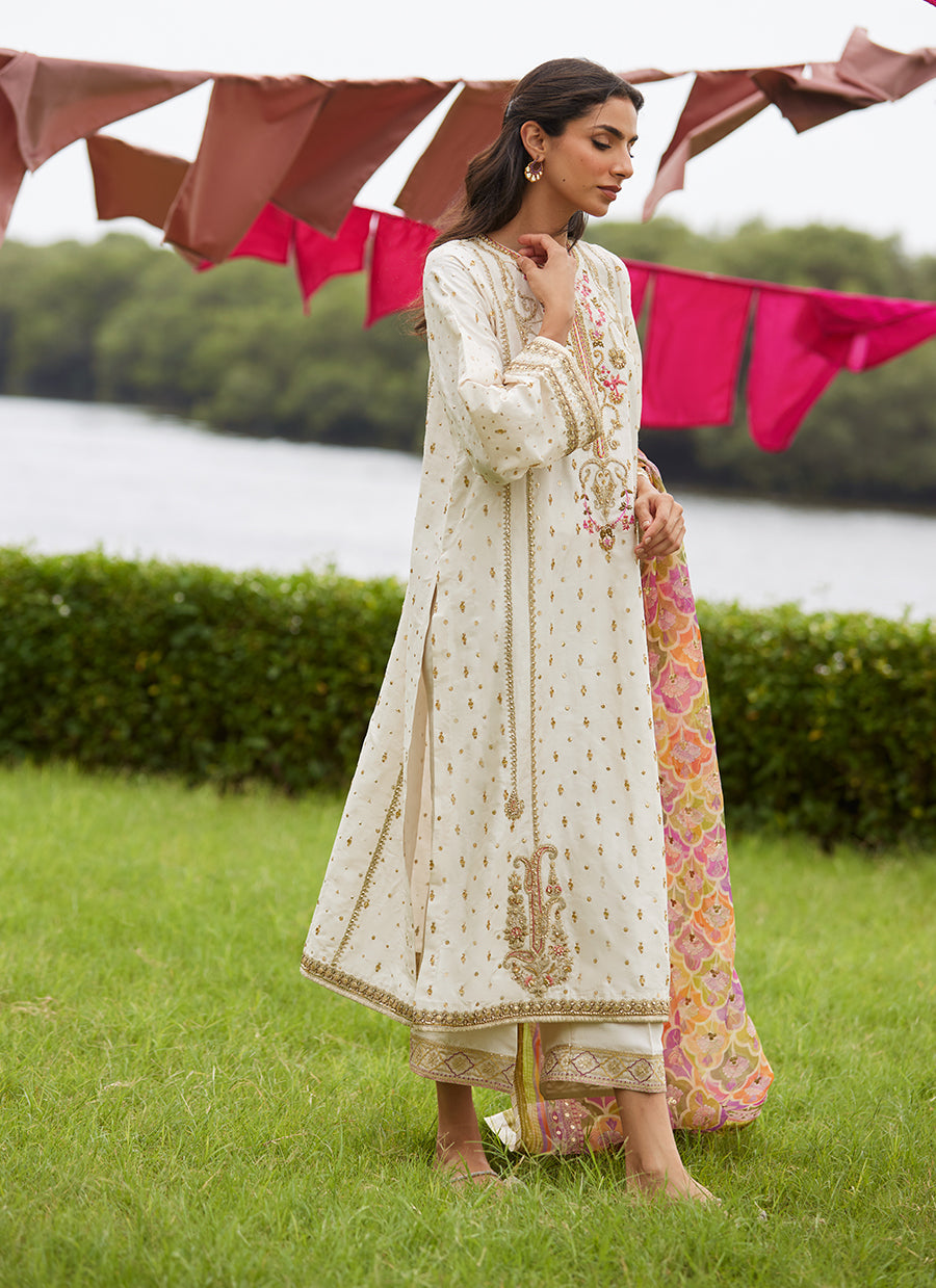 Ember Ivory Kurta And Dupatta