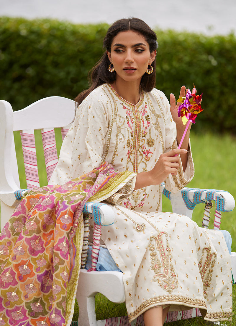 Ember Ivory Kurta And Dupatta