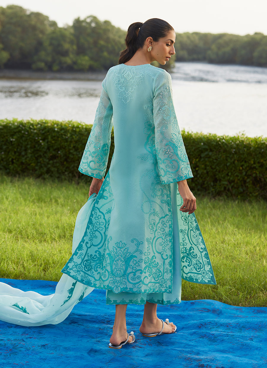 Wari Aqua Kurta And Dupatta