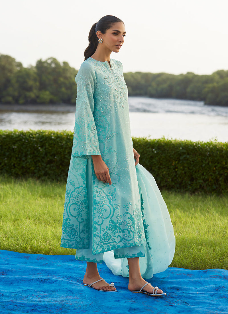 Wari Aqua Kurta And Dupatta