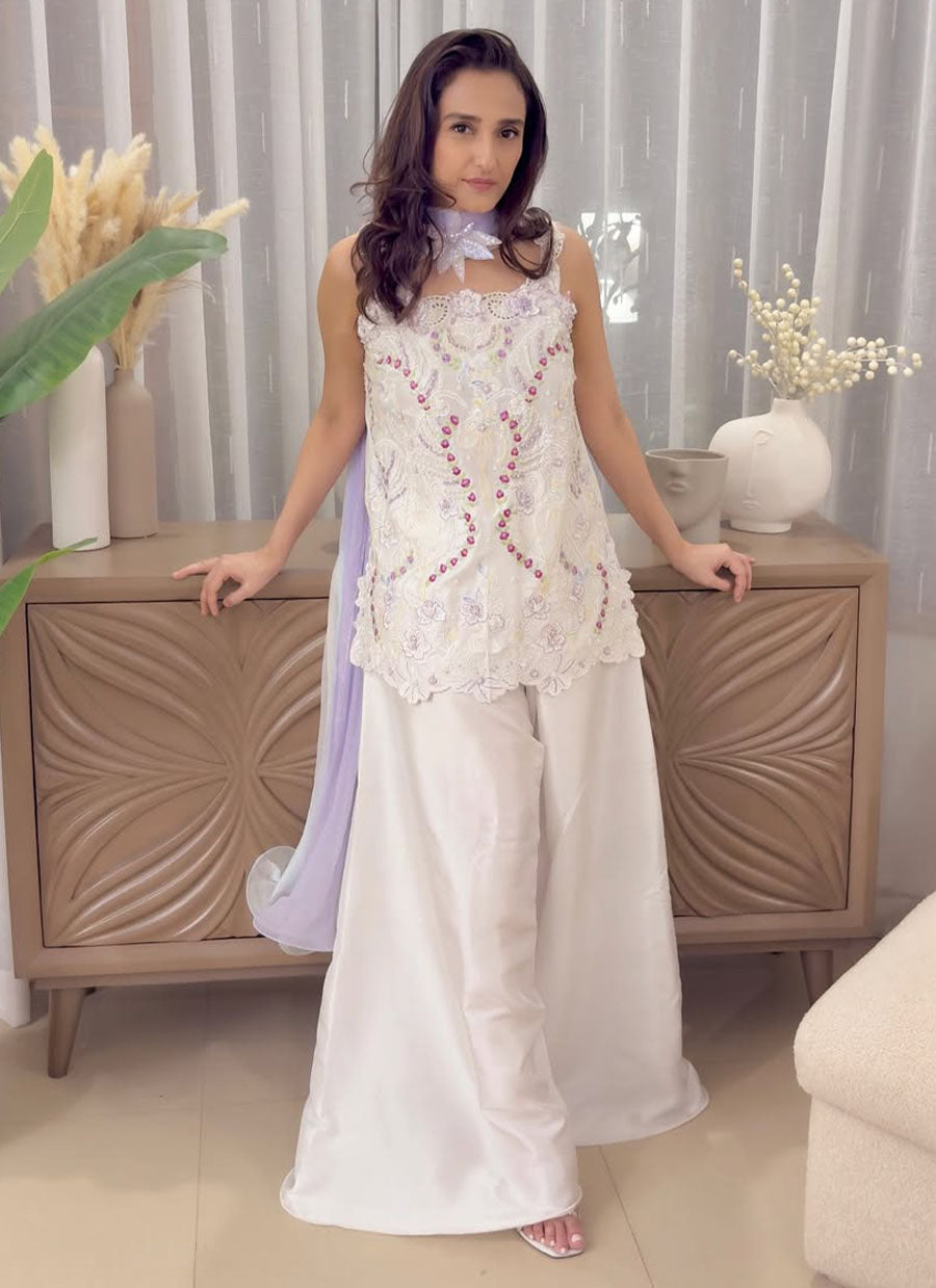 Momal Sheikh in Amora Blush Shirt And Dupatta