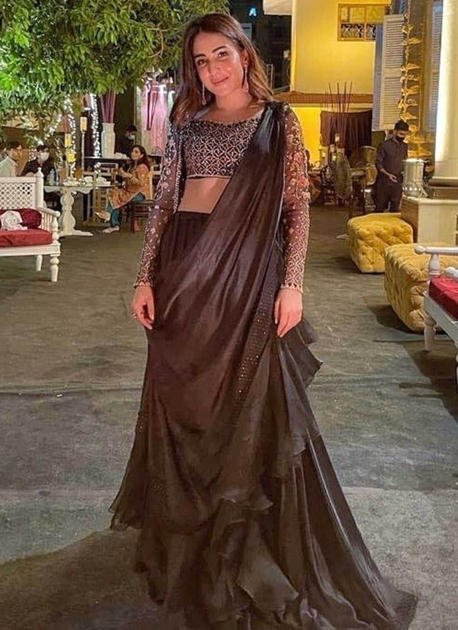 Ushna Shah In Our Zainab Lehnga Saree.